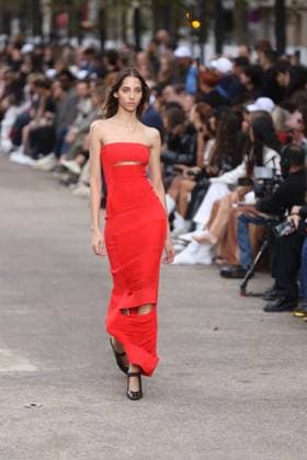 PFW - Stella McCartney Runway A model walks the runway during the Stella McCartney show during Paris Fashion Week Womenswear Spring-Summer 2025 on September 30, 2024 in Paris, France Photo by Jerome Dominé ABACAPRESS.COM  Copyright: xDominexJerome ABACAx