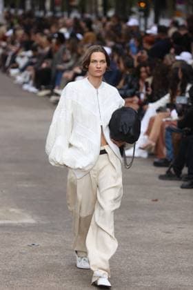PFW - Stella McCartney Runway A model walks the runway during the Stella McCartney show during Paris Fashion Week Womenswear Spring-Summer 2025 on September 30, 2024 in Paris, France Photo by Jerome Dominé ABACAPRESS.COM  Copyright: xDominexJerome ABACAx