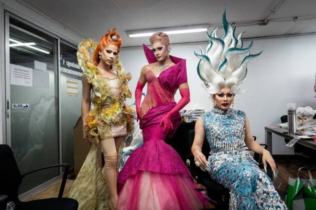 October 8, 2024, Bangkok, Bangkok, Thailand: Frankie Wonga (L), Kara Might (C), and Nane Sphera (R) pause for a portrait backstage before the press conference. The cast of Drag Race Thailand Season 3 is officially introduced at their first press conference together ahead of the series premiere. The upcoming third season of Drag Race Thailand is the first local season to join the WOW Presents Plus franchise. Bangkok Thailand - ZUMAh236 20241008_zip_h236_010 Copyright: xMattxHuntx