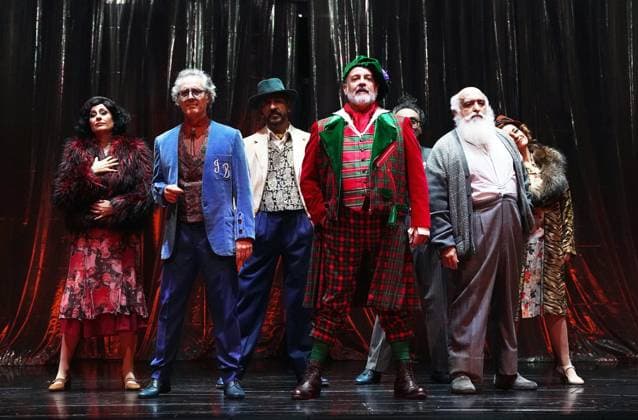 Bilder des Jahres 2024, Entertainment 10 Oktober Entertainment Themen der Woche KW41 Entertainment Bilder des Tages Antonio Banderas presents in Malaga the musical Gypsy Graphic pass of the musical Gypsy A 10 October 2024, in Malaga Andalusia, Spain The musical Gypsy by director Antonio Banderas, has been presented this morning at the CaixaBank Soho Theatre in Malaga, which will premiere on October 17, starring musical theater star Marta Ribera who, along with some thirty actors and 26 musicians from Sohos Larios Pop orchestra, will bring to life the definitive story of an ambitious artists mother who struggles for her daughters success while secretly yearning for her own 10 OCTOBER 2024 Á Malaga Andalucia, Spain Malaga Andalucia, Spain Spain Spain Copyright: xÃlexxZeax 6268519