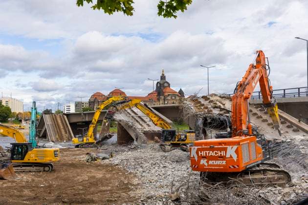 Carola Bridge in Dresden After the collapse of parts of the Carola Bridge, demolition work began on the Old Town side The bridge sections on the Old Town side were dismantled using heavy machinery Dresden Saxony Germany