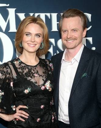 Premiere Of Apple TV+ s Mythic Quest: Raven s Banquet 29 January 2020 - Hollywood, California - Emily Deschanel, David Hornsby. Premiere Of Apple TV+ s Mythic Quest: Raven s Banquet held at The Cinerama Dome. Photo Credit: FS AdMedia Hollywood CA United States EDITORIAL USE ONLY  Copyright: xx FSx admphotostwo682497