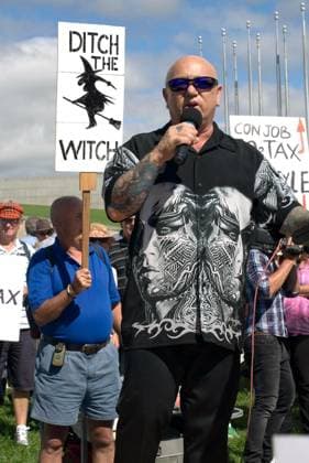 No Carbon Tax Rally, 23 March, 2011, Canberra, Australia, Angry Anderson, compere of the & 039;No Carbon Tax& 039; rally in Canberra, Australia, Angry Anderson, compere of the & 039;No Carbon Tax& 039; rally in Canberra, Australia, 24.03.2011, Copyright: xPhillipMinnisx Panthermedia4509133.jpg