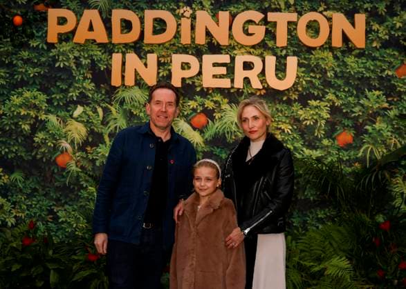 November 3, 2024, London, United Kingdom: Ben Miller, Lana Miller and Jessica Parker attend the Paddington In Peru World Premiere at the Odeon Luxe in Leicester Square, London. London United Kingdom - ZUMAs197 20241103_aaa_s197_398 Copyright: xCatxMorleyx