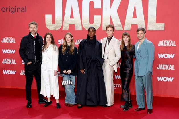 The Day Of The Jackal , German premiere at the Zoo Palast, Berlin, 05 11 2024 Jan Martin Müller, Wiebke Frost, Paula Kroh, Lashana Lynch, Eddie Redmayne, Lisa Hofer and Nikolaus Barton at the German premiere of The Day Of The Jackal at the Zoo Palast in Berlin on 05 11 2024 Berlin Zoo Palast Copyright: xAnitaxBuggex