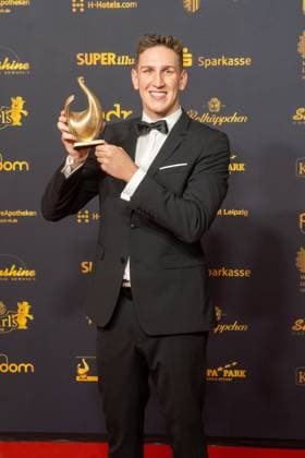 Leipzig 30 Goldene Henne award ceremony at Messe Leipzig 15 11 2024 Leipzig, Messe In the photo Lukas Märtens, swimmer, winner Goldene Henne category Sport On Friday evening, the G Copyright: xEHLxMedia ChrisxLässigx 20241115_goldene-henne-sport_4