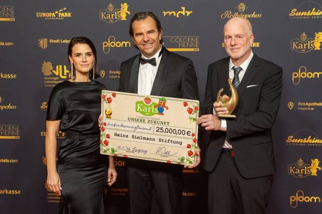 Leipzig 30 Goldene Henne award ceremony at Messe Leipzig 15 11 2024 Leipzig, Messe In the photo Sielmanns Naturlandschaft Döberitzer He Copyright: xEHLxMedia ChrisxLässigx 20241115_goldene-henne-unserezukunft_2