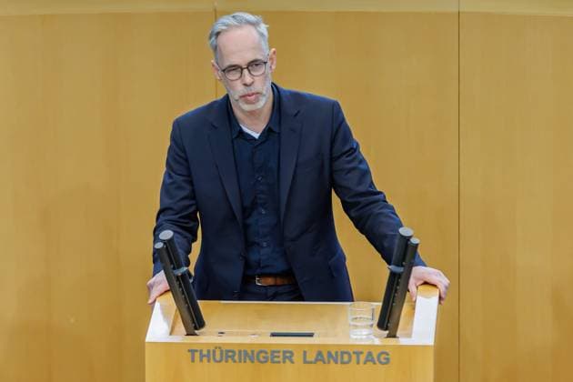 Roberto Kobelt BSW at the lectern, 13 11 2024, Erfurt Germany , Politics, Thuringian Parliament, 2nd plenary session xprx