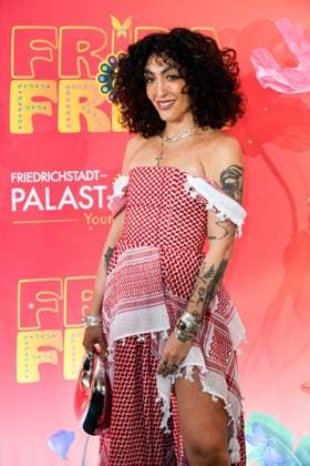 Jouana Samia at the premiere of the Young Show Frida Frida at Friedrichstadt Palast Berlin, 27 11 2024 Foto:xM.xBehrensx xFuturexImagex frida_4129