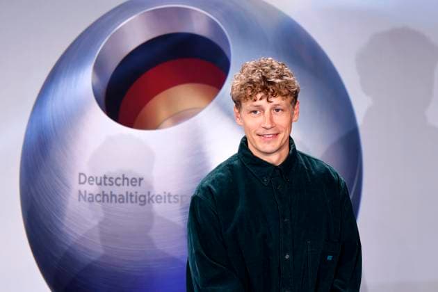 Singer Tim Bendzko at the German Sustainability Award ceremony at the Maritim Hotel Düsseldorf Düsseldorf, 29 11 2024 NRW Germany Copyright: xChristophxHardtx