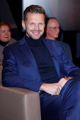 Florian Schroeder at the recording of the NDR Talk Show in the NDR television studio in Lokstedt Hamburg, 29 11 2024 Foto:xH.xHartmannx xFuturexImagex ndr_talk2911_4112