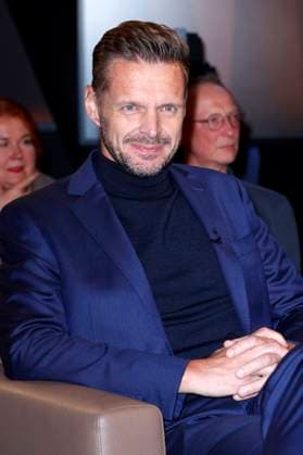 Florian Schroeder at the recording of the NDR Talk Show in the NDR television studio in Lokstedt Hamburg, 29 11 2024 Foto:xH.xHartmannx xFuturexImagex ndr_talk2911_4113