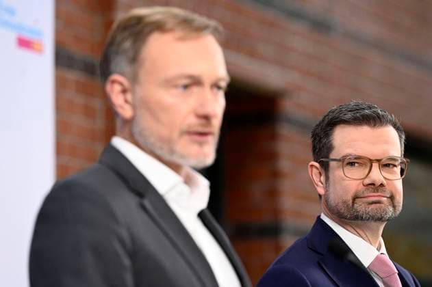 Christian Lindner and Marco Buschmann at the FDP press conference to introduce the new Secretary General Marco Buschmann at Hans Dietrich Genscher Haus Berlin, 02 12 2024 Foto:xF.xKernx xFuturexImagex buschmann_4203