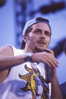 The Italian singer-songwriter, rapper and disc jockey Jovanotti, pseudonym Lorenzo Cherubini, performs on stage at the Festivalbar, Italy, July 1992 Italy  - ZUMAtory 19920701_aab_m169_006 Copyright: xRinoxPetrosinox