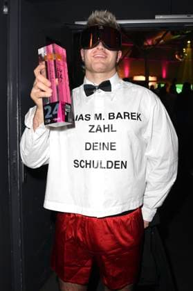 Ski Aggu at the 25th award ceremony of the 1Live Krone 2024 in the Lokschuppen Bielefeld, 05 12 2024 Foto:xN.xKubelkax xFuturexImagex krone_4330