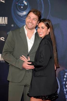 Sarah Engels with husband Julian Engels at the premiere of the movie Better Man The Robbie Williams Story at Cinedom Cologne, 08 12 2024 Foto:xN.xKubelkax xFuturexImagex better_man_4379