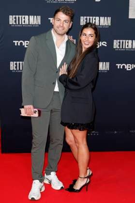 Sarah Engels with husband Julian Engels at the premiere of the movie Better Man The Robbie Williams Story at Cinedom Cologne, 08 12 2024 Foto:xR.xSchmiegeltx xFuturexImagex better_man_4240