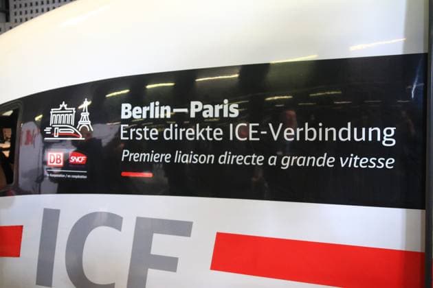 New direct connection Berlin Paris with the ICE Berlin, 16 12 2024 ICE TRAIN at the start of the new ICE direct connection Berlin Paris at platform 8 of Berlin Central Station Berlin Germany Copyright: xPictureteamx
