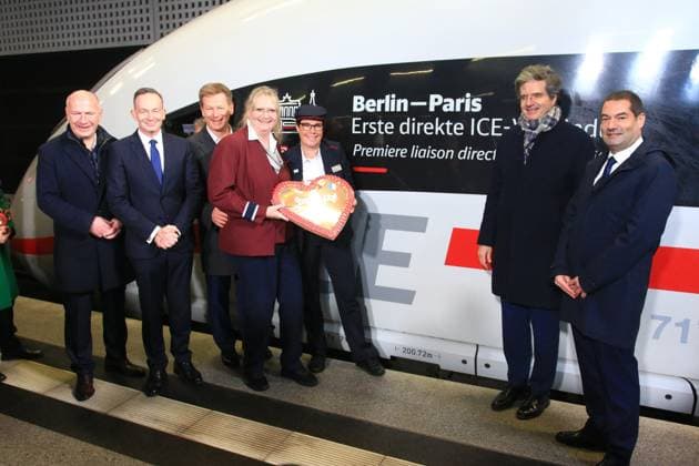 New direct connection Berlin Paris with the ICE Berlin, 16 12 2024 Richard Lutz, Francois Delattre, Volker Wissing, Kai Wegner and Jean Baptiste Guenot at the launch of the new ICE direct connection Berlin Paris at platform 8 of Berlin Central Station Berlin Germany Copyright: xPictureteamx