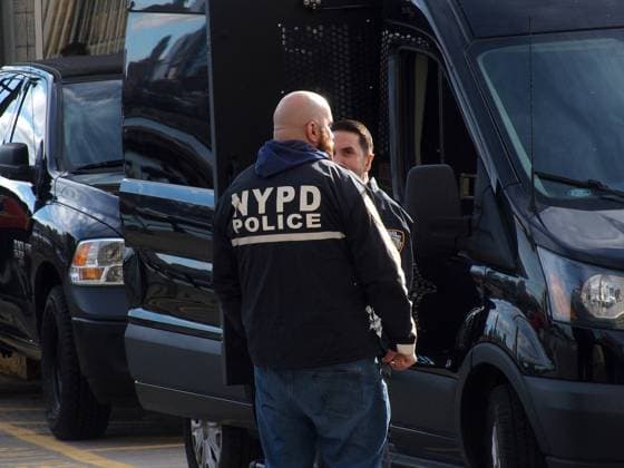 December 19, 2024, Manhattan, New York, USA: New York, New York, December 19, 2024 . Luigi Mangione gets escorted from Helicopter .by NYPD, FBI and Various other agencies to Manhattan Federal Courthouse for arraignment on multiple charges Manhattan U.S.A - ZUMAct2_ 20241219_faf_ct2_009 Copyright: xBrucexCotlerx