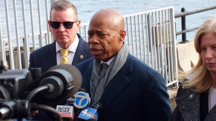 December 18, 2024, Manhattan, New York, USA: New York, New York, December 19, 2024 . Luigi Mangione gets escorted from Helicopter .by NYPD, FBI and Various other agencies to Manhattan Federal Courthouse for arraignment on multiple charges Manhattan U.S.A - ZUMAct2_ 20241218_faf_ct2_003 Copyright: xBrucexCotlerx