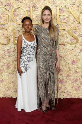 Angelina Jolie with daughter Zahara Jolie at the 82 Golden Globe Awards 2025 at the Beverly Hilton Hotel Beverly Hills, 05 01 2025 Foto:xJ.xBlocx xFuturexImagex globes_5192