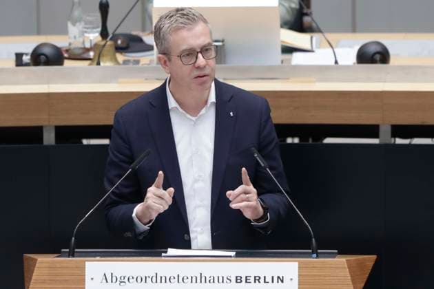Stefan Evers, Finance Senator, CDU, Speech, in the 56 Plenary session Berlin House of Representatives, State parliament, Berlin, Therma Finances in Berlin, Berlin Germany, Germany