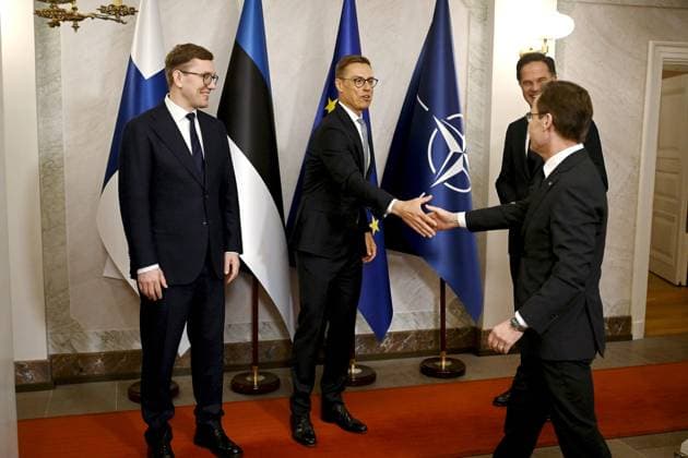 Finnish President Alexander Stubb welcomes Swedish Prime Minister Ulf Kristersson to the aummit of the Baltic Sea NATO countries at the Presidential Palace in Helsinki, Finland, on January 14, 2025. Estonian Prime Minister Kristen Michal is on the left and and Nato s Secretary General Mark Rutte on the right. Finnish President Alexander Stubb and Estonian Prime Minister Kristen Michal host a summit of the Baltic Sea NATO countries in Helsinki on January 14. The topic of the summit is the security of the Baltic Sea region, especially measures required to secure the critical underwater infrastructure. Helsinki Finland Copyright: xAnttixAimo-Koivistox LKFTJK20250114092633LSTV