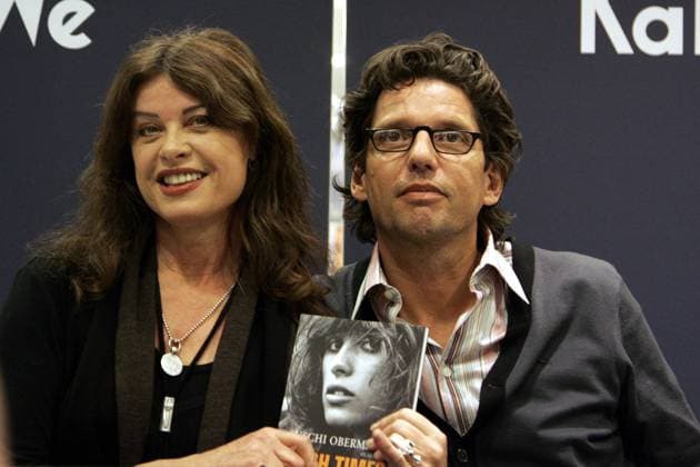 Uschi Obermaier, Signing session at Berlin Department store KaDeWe, Book presentation their Autobiography High Times My wild Life , with the Author Olaf Kraemer, the the History written down has, Germany, Germany