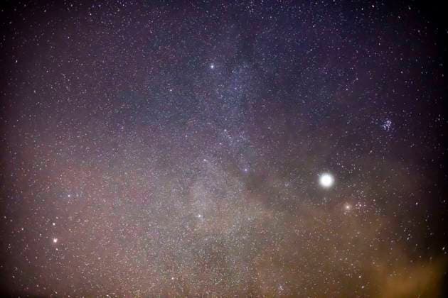 Planetary parade over the Swabian Alb, an extraordinary celestial spectacle begins on January 21, 2025 Six planets Mars, Jupiter, Uranus, Neptune, Venus and Saturn line up almost perfectly This rare event will be visible for around si