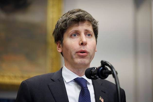 Open AI CEO Sam Altman gives remarks in the Roosevelt Room of the White House in Washington DC, on Tuesday, January 21, 2025. President Trump was joined by the leaders of OpenAI, Softbank and Oracle where he announced a new AI initiative and faced questions regarding his January 6th pardons. Copyright: xAaronxSchwartzx xPoolxviaxCNPx MediaPunchx
