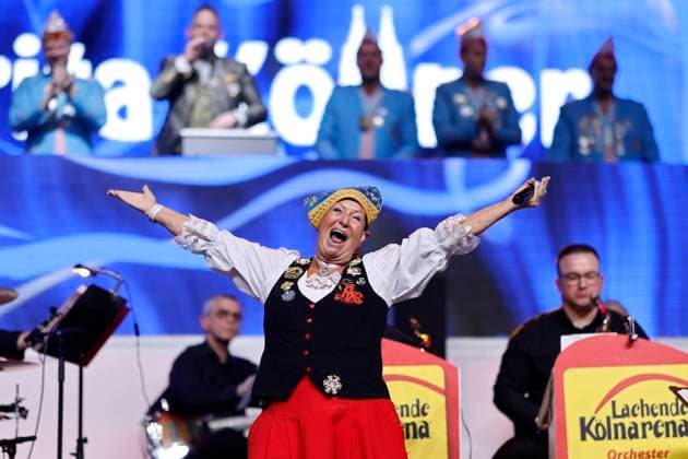 Singer Marita Köllner without hairpiece at the Laughing Kölnarena 2025 in the Lanxess Arena Cologne, 24 01 2025 NRW Germany Copyright: xChristophxHardtx