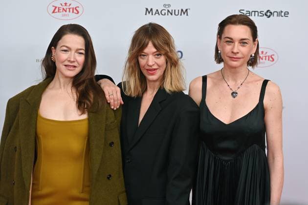 from left Hannah HERZSPRUNG, Heike MAKATSCH, Christiane Paul, 49 German Film Ball, Red Carpet, on 25 01 2024 at the H o t e l B a y e r i s c h e r H o f, M u e n c h e n