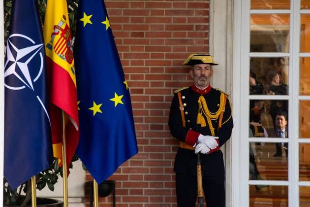 Spanish Prime Minister Pedro Sanchez Meets With NATO Secretary General Mark Rutte The President of the Government of Spain, Pedro Sanchez, holds a meeting with the Secretary General of NATO, Mark Rutte, at the Palacio de la Moncloa in Madrid, Spain, on January 27, 2025. Madrid Spain Spain  Copyright: xFrancescoxMilitelloxMirtox originalFilename: militellomirto-spanishp250127_np2rx