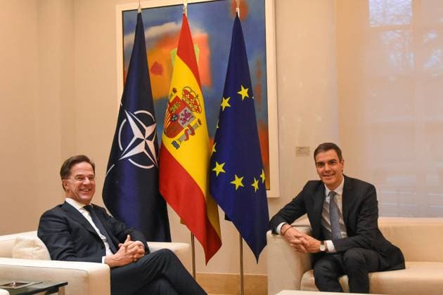 Spanish Prime Minister Pedro Sanchez Meets With NATO Secretary General Mark Rutte The President of the Government of Spain, Pedro Sanchez, holds a meeting with the Secretary General of NATO, Mark Rutte, at the Palacio de la Moncloa in Madrid, Spain, on January 27, 2025. Madrid Spain Spain  Copyright: xFrancescoxMilitelloxMirtox originalFilename: militellomirto-spanishp250127_npEGJ