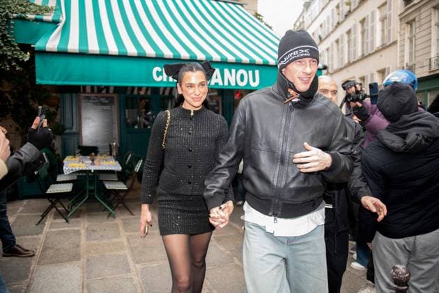 Dua Lipa and Callum Turner Enjoy a Romantic Lunch - Paris Dua Lipa and Callum Turner enjoy a romantic lunch at Chez Janou restaurant in Paris, France on January 28, 2025, during Paris Fashion Week. Photo by Florian Poitout ABACAPRESS.COM Paris France  Copyright: xPoitoutxFlorian ABACAx