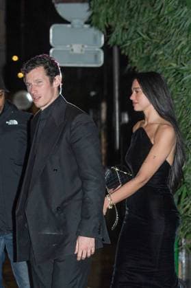 Exclusive People leaving Lenny Kravitzs party during Haute Couture Spring Summer 2025 fashion week Exclusive Dua Lipa and her fiancé Callum Turner People leaving Lenny Kravitzs party during Haute Couture Spring Summer 2025 fashion week on 28 January 2025 Yehiel Chekroune Bestimage Exclusive No web en Siosse Belgique Exit from Lenny Kravitzs party during Haute Couture Spring Summer 2025 fashion week on 28 January 2025 Paris France  Copyright: xYehielxChekrounex xBestimagexYehielxChekrounex xBestimagex