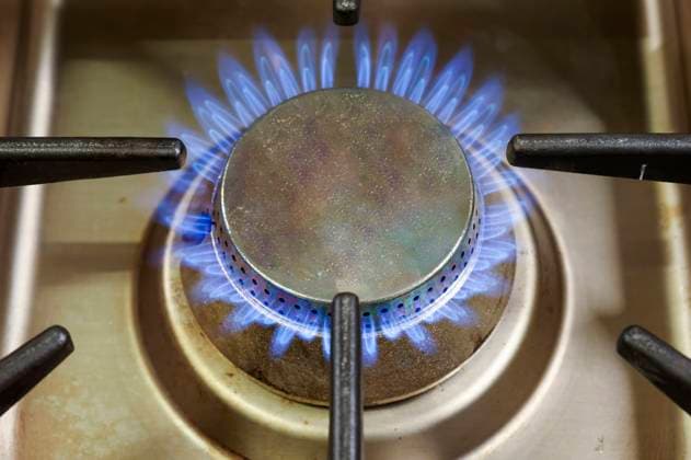 German gas storage facilities are emptying rapidly and storage targets have not yet been reached Gas prices are rising sharply and are currently reaching record levels The trade war between the USA and China has played a major role in this development The photos are courtesy of Brauhaus Schreckenskammer Symbol photo, theme photo Cologne, 04 02 2025 Foto:xR.xSchmiegeltx xFuturexImagex gas_5208