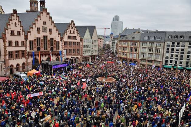 15 2 2025 Democracy demo Demonstration in response to the vote in the Bundestag on January 29, 2025, which was perceived as a breach of the dam, in which the CDU introduced its 5-point plan on migration in the Bundestag with the votes of the far-right AfD The rally in Frankfurt am Main was attended by over 20,000 people Frankfurt am Main Römer Hesse Germany