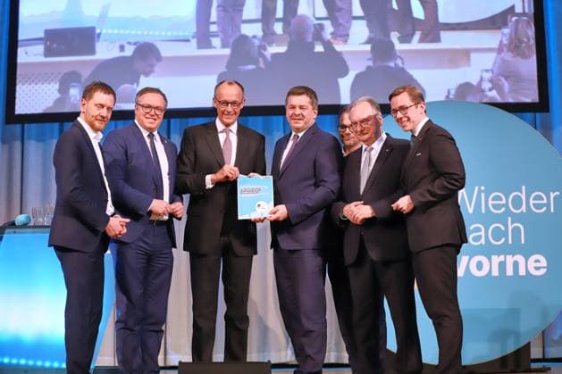 Halle Saale , Saxony-Anhalt, Germany, 18 02 2025 Dormero Hotel CDU election campaign event Michael Kretschmer, Mario Voigt, Friedrich Merz, Sven Schulze, Jan Redmann, Reiner Haseloff, Philipp Amthor Copyright: xdtsxNachrichtenagenturx dts_59836