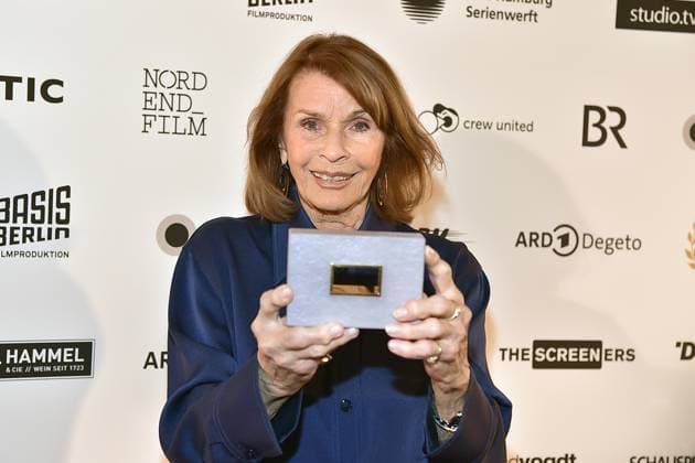DAFFNE Award Ceremony 2025 Berlin Sente Berger with the Honorary Award for Michael Verhoeven for the 12th time DAfFNE German Academy for Television, an honorary award for an outstanding lifetime achievement at the 75th Berlinale in Berlin, on 21 02 2025 Photopress Mueller