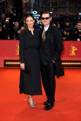 Alexandra Maria Lara with husband Sam Riley at the Closing Ceremony with Award Ceremony at the Berlinale 2025 75 Berlin International Film Festival in the Berlinale Palast Berlin, 22 02 2025 Foto:xC.xNiehausx xFuturexImagex closing_berlinale_5258