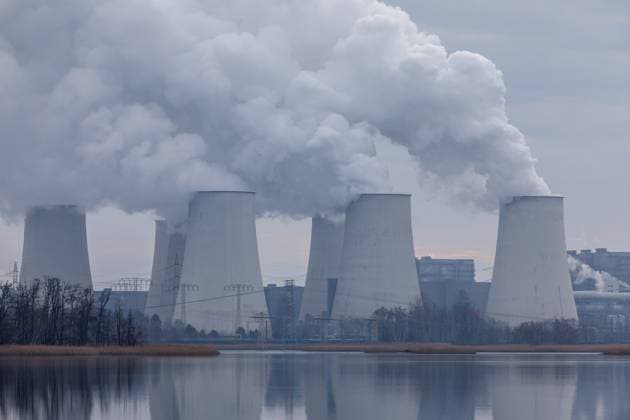 Jaenschwalde power plant DEU Germany Brandenburg Peitz, 27 02 2025, Jaenschwalde LEAG lignite-fired power plant near Peitz in Lusatia, in the foreground the Peitz fish ponds AF_Jaenschwalde_2025_56253