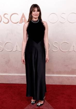 Emily Mortimer arrives on the red carpet for the 97th Academy Awards in the Hollywood section of Los Angeles on Sunday, March 2, 2025.  LAP20250302740 JOHNxANGELILLO