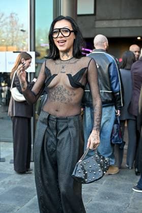 PFW Stella McCartney Outside Arrivals Ogee arriving at Stella McCartney show during Paris Fashion Week in Paris, France on March 5, 2025. Photo by Julien Reynaud APS-Medias ABACAPRESS.COM Paris France Copyright: xReynaudxJulien APS-Medias ABACAx