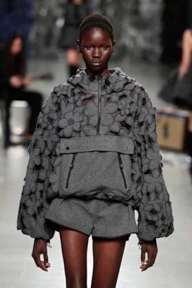 PFW - Cecilie Bahnsen Runway A model walks the runway during the Cecilie Bahnsen Womenswear Fall Winter 2025-2026 show as part of Paris Fashion at Palais De Tokyo on March 05, 2025 in Paris, France. Photo by Alain-Gil Gonzalez ABACAPRESS.COM Paris France  Copyright: xGonzalezxAlain-Gil ABACAx