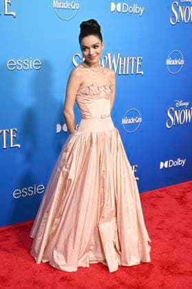 Rachel Zegler at the world premiere of the movie Snow White Snow White at the El Capitan Theatre Los Angeles, 15 03 2025 Foto:xD.xStarbuckx xFuturexImagex schneewittchen_5482