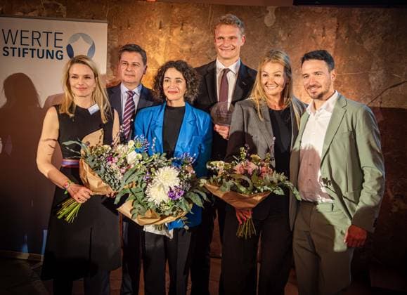 0 03 225 xesx Frankfurt am Main, Paulskirche Werte Gala 2025 Verlehung der Werte Awards Winners Oliver Zeidler in the Performance category, Anna Lena von Hodenberg in the Democracy category and Felix Neureuther in the Responsibility category ES