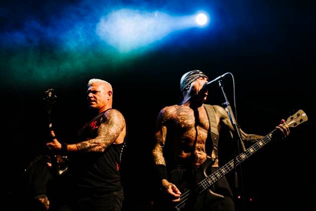 Concert of Biohazard in Berlin On 23 03 2025 the hardcore band Biohazard played a concert at Huxleys Neue Welt in Berlin Here in the picture singer and bassist Evan Seinfeld and guitarist Billy Graziadei , Berlin Berlin Germany Neukölln