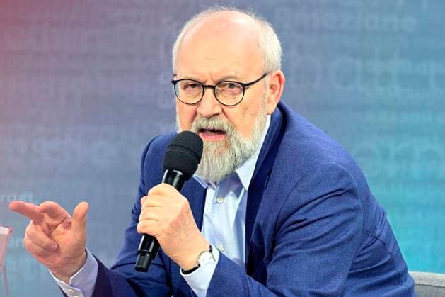 Herfried Münkler at an author talk on the literary stage in the Glass Hall at the Leipzig Book Fair 2025 on the Leipzig exhibition grounds, 27 03 2025 Foto:xM.xWehnertx xFuturexImagex muenkler_5307